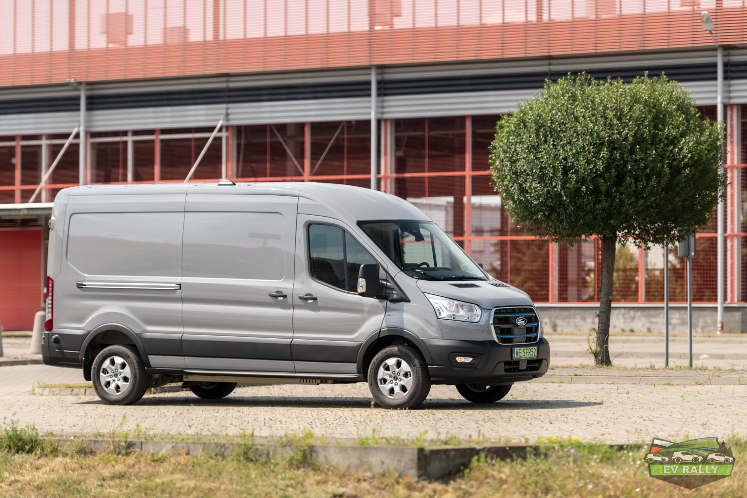 Ford E-Transit — zdjęcie auta w teście EV Rally