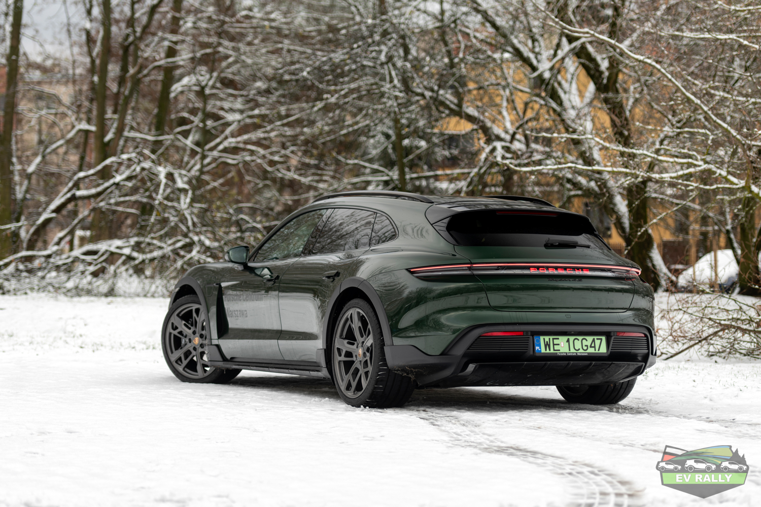 Porsche Taycan FL — zdjęcie auta w teście EV Rally