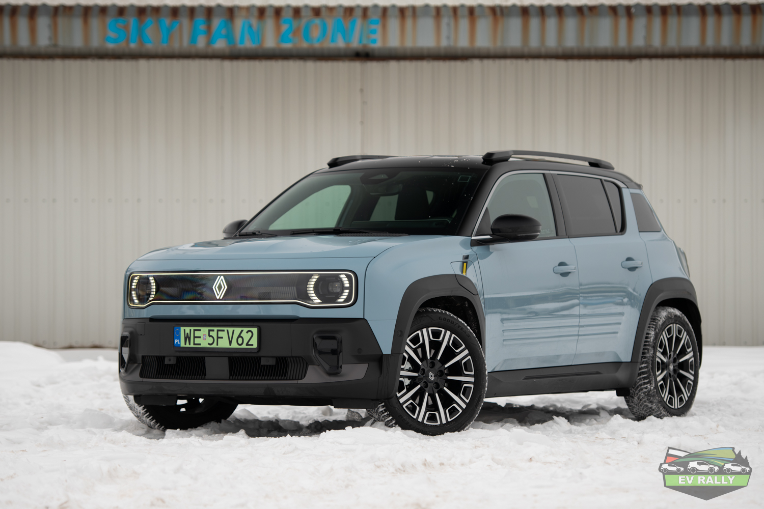 Renault 4 E-Tech — zdjęcie auta w teście EV Rally