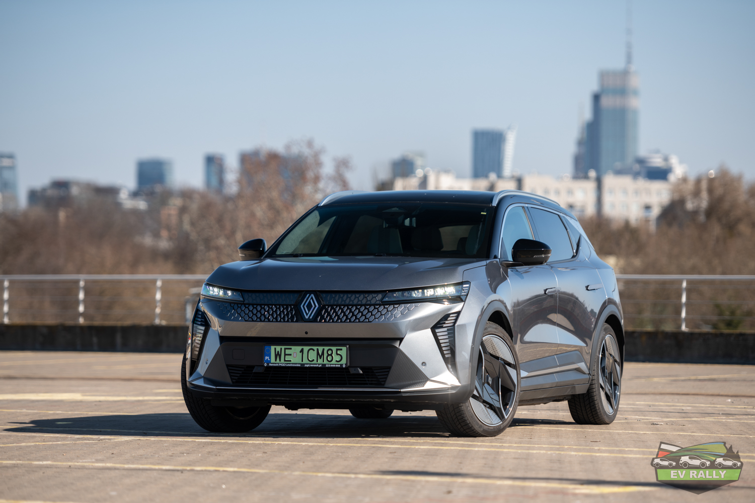Renault Scenic E-Tech — zdjęcie auta w teście EV Rally