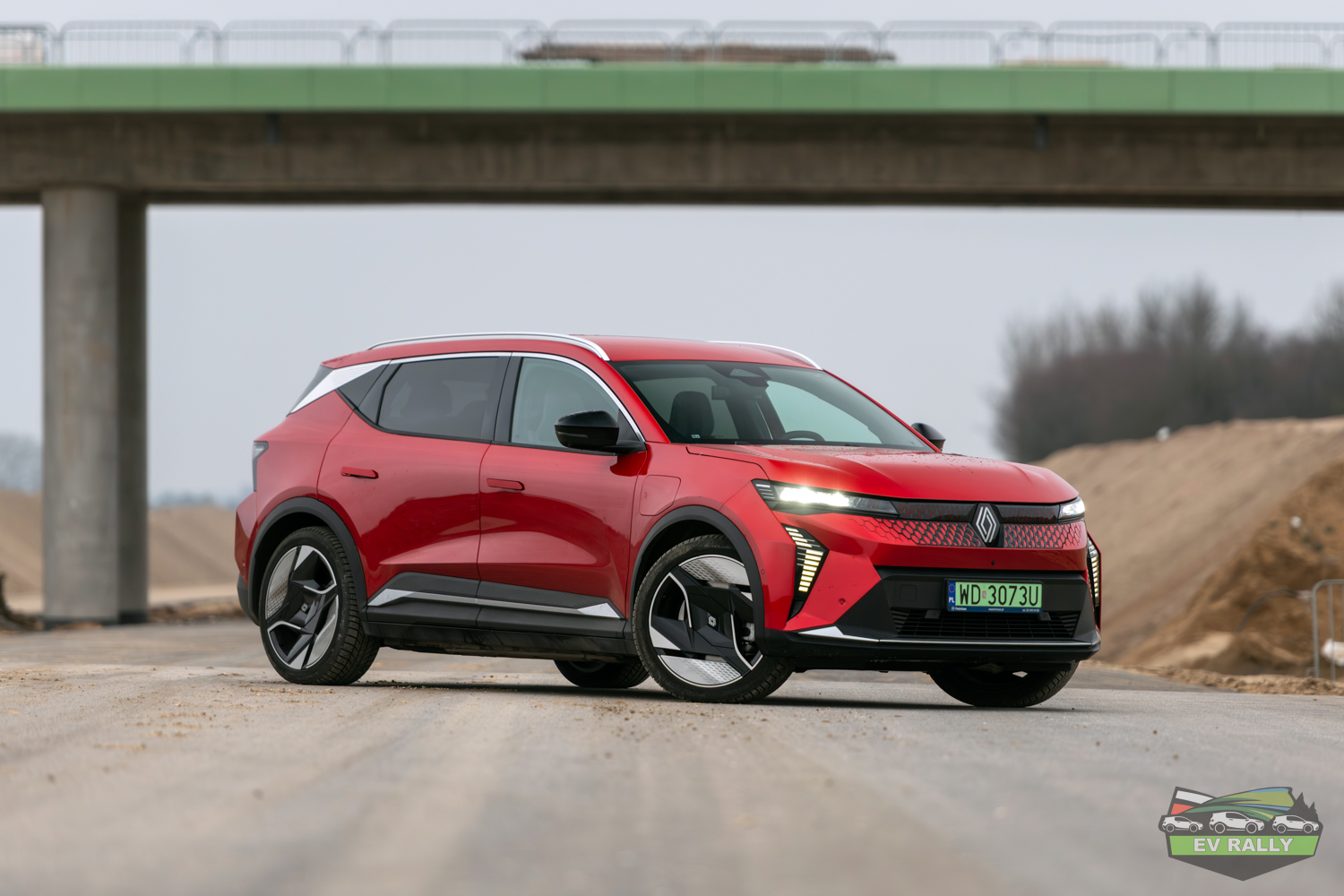 Renault Scenic E-Tech — zdjęcie auta w teście EV Rally