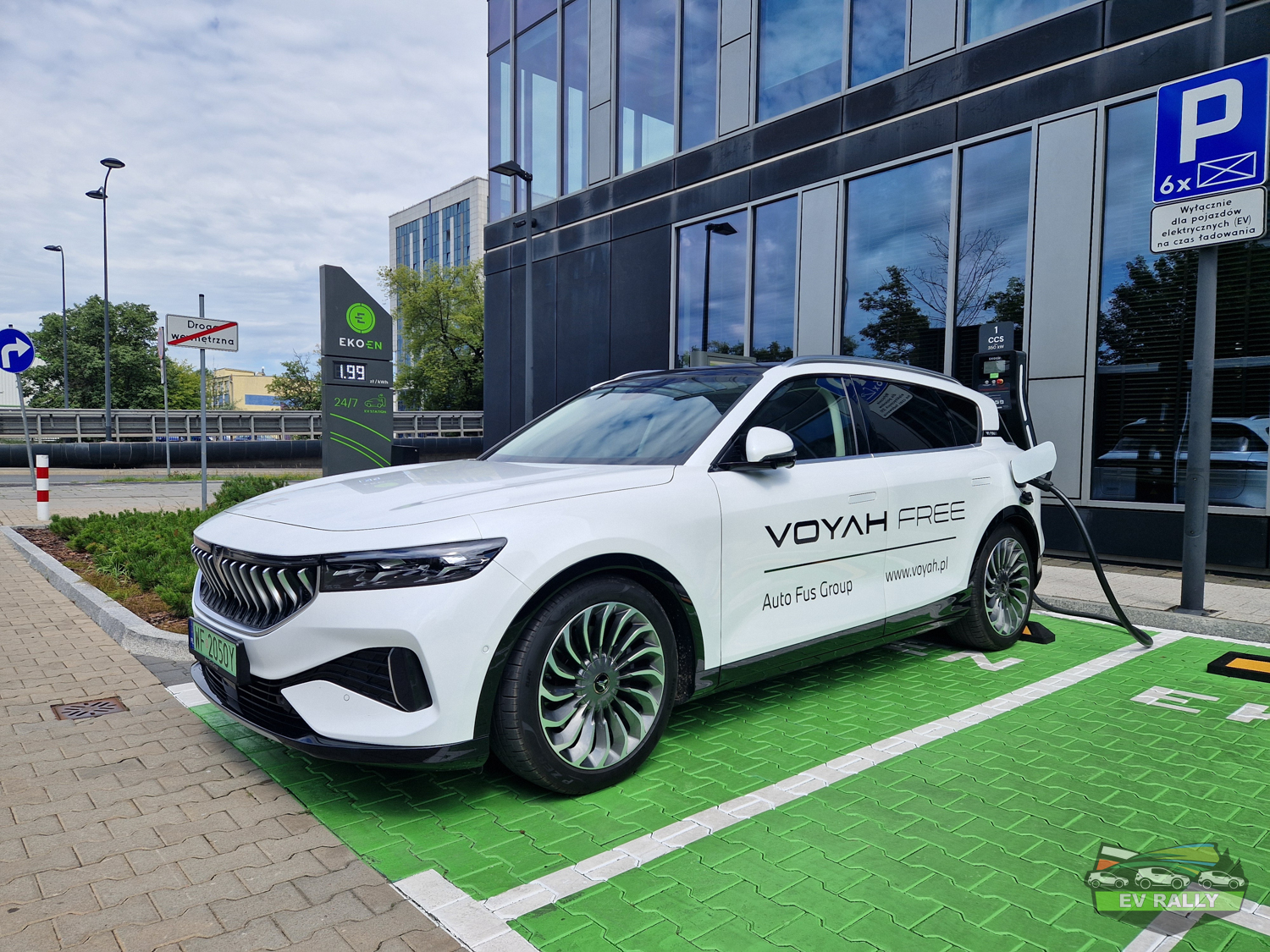 Voyah Free — zdjęcie auta w teście EV Rally